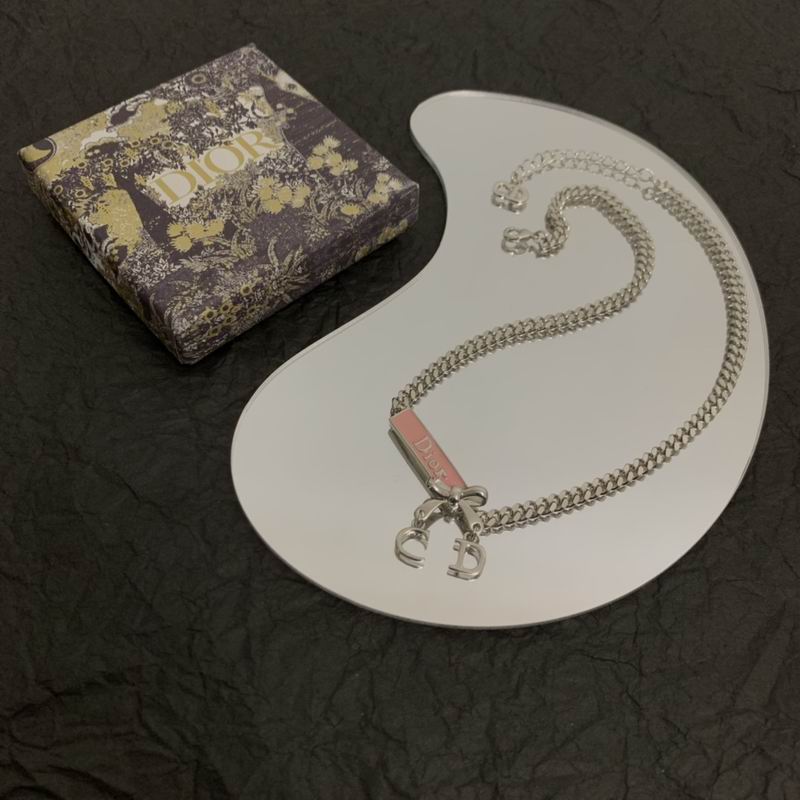 Dior Necklace 05lyr563